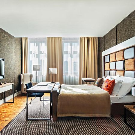 브리스톨 트래디션 앤 럭셔리 호텔 제수프 외부 사진 A room at the hotel