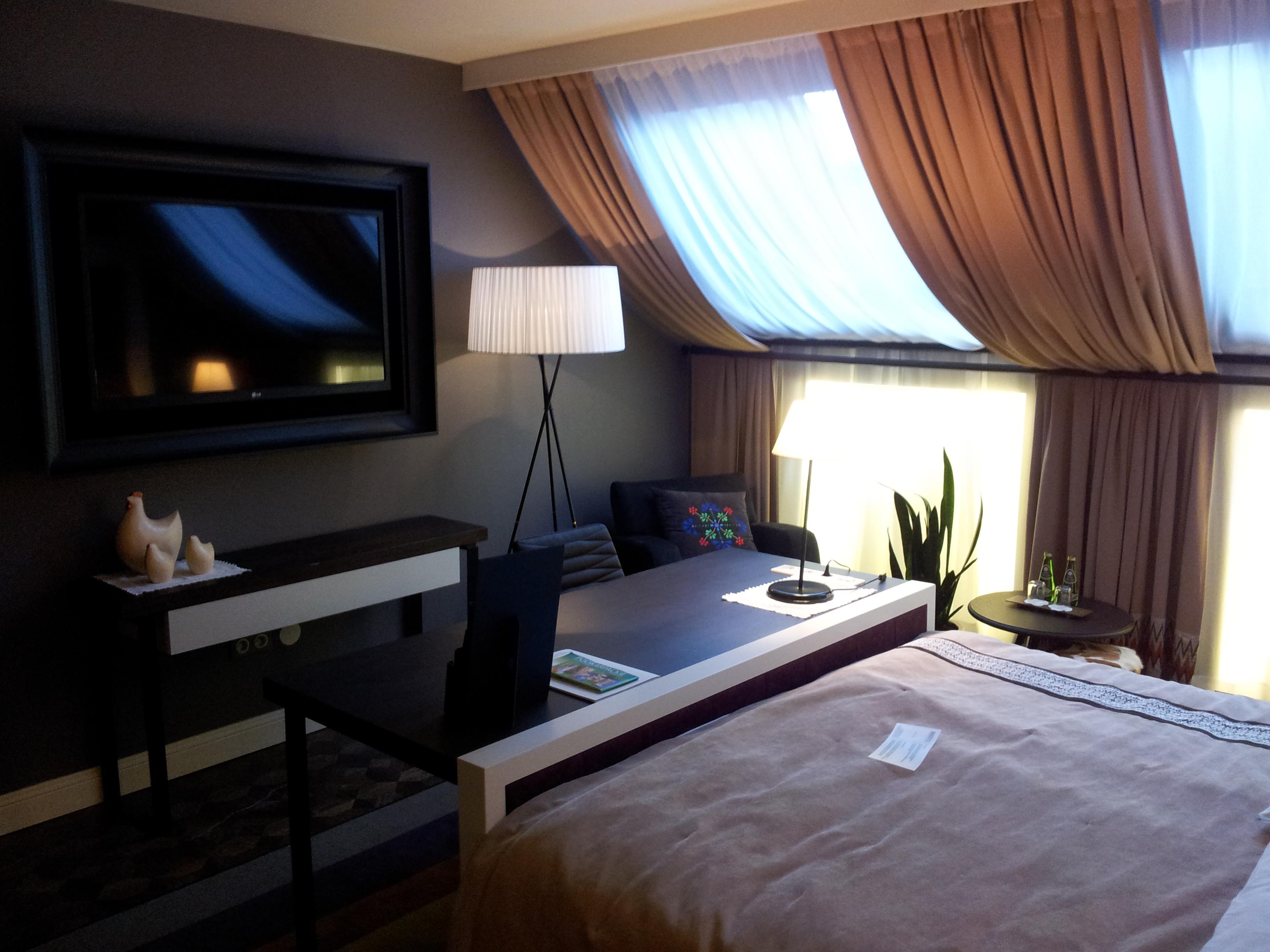 브리스톨 트래디션 앤 럭셔리 호텔 제수프 외부 사진 A room at the hotel