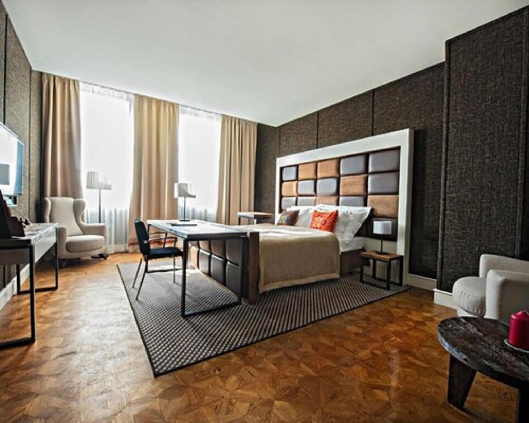 브리스톨 트래디션 앤 럭셔리 호텔 제수프 외부 사진 A room at the Mandarin Oriental, Munich
