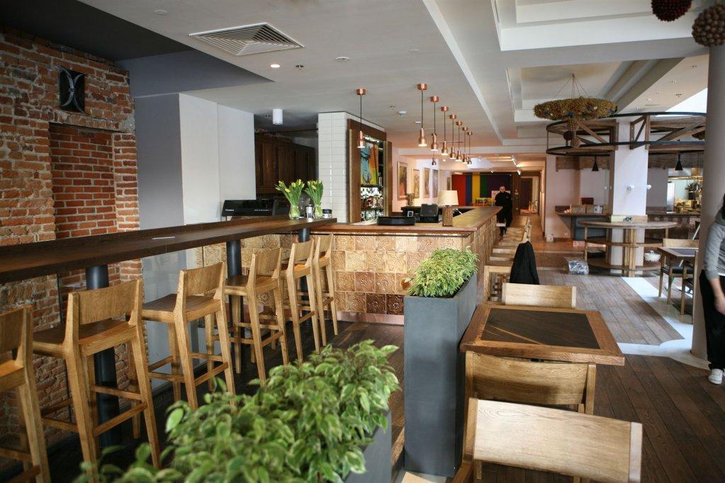 브리스톨 트래디션 앤 럭셔리 호텔 제수프 외부 사진 The interior of a typical restaurant