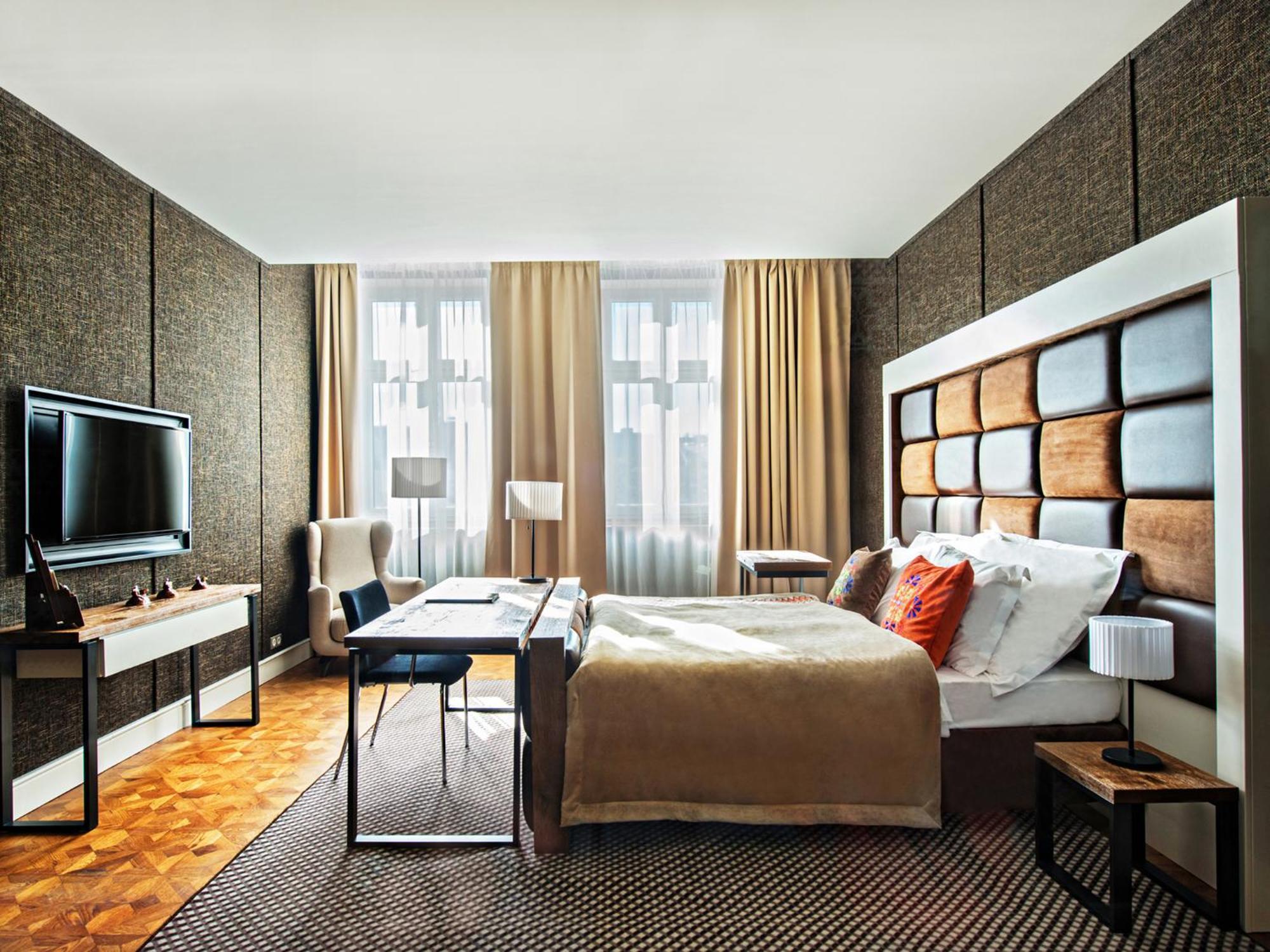 브리스톨 트래디션 앤 럭셔리 호텔 제수프 외부 사진 A room at the hotel