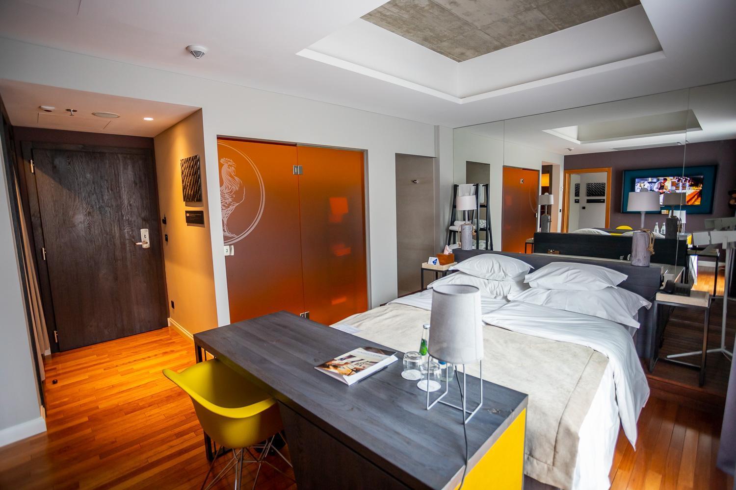 브리스톨 트래디션 앤 럭셔리 호텔 제수프 외부 사진 A room at the hotel