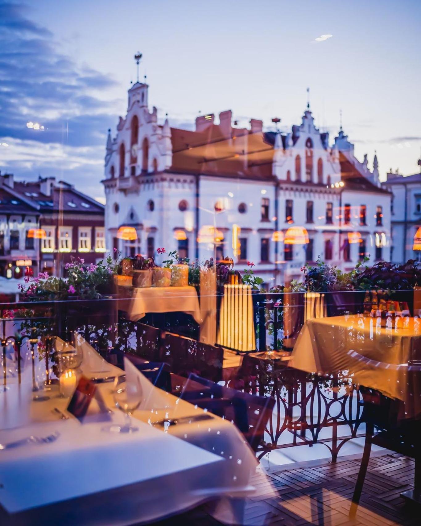 브리스톨 트래디션 앤 럭셔리 호텔 제수프 외부 사진 The Old Town of Poznań
